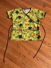 UA Scrubs Scrub Top Nursing Vet Halloween Pumpkin Witch Size Small