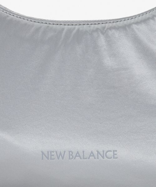★New Balance★ NBGCFSW106 Glossy Tassel Mini Hobo Bag SILVE New Balance Glossy Tassel Mini Hobo Bag Women's Sports Bag