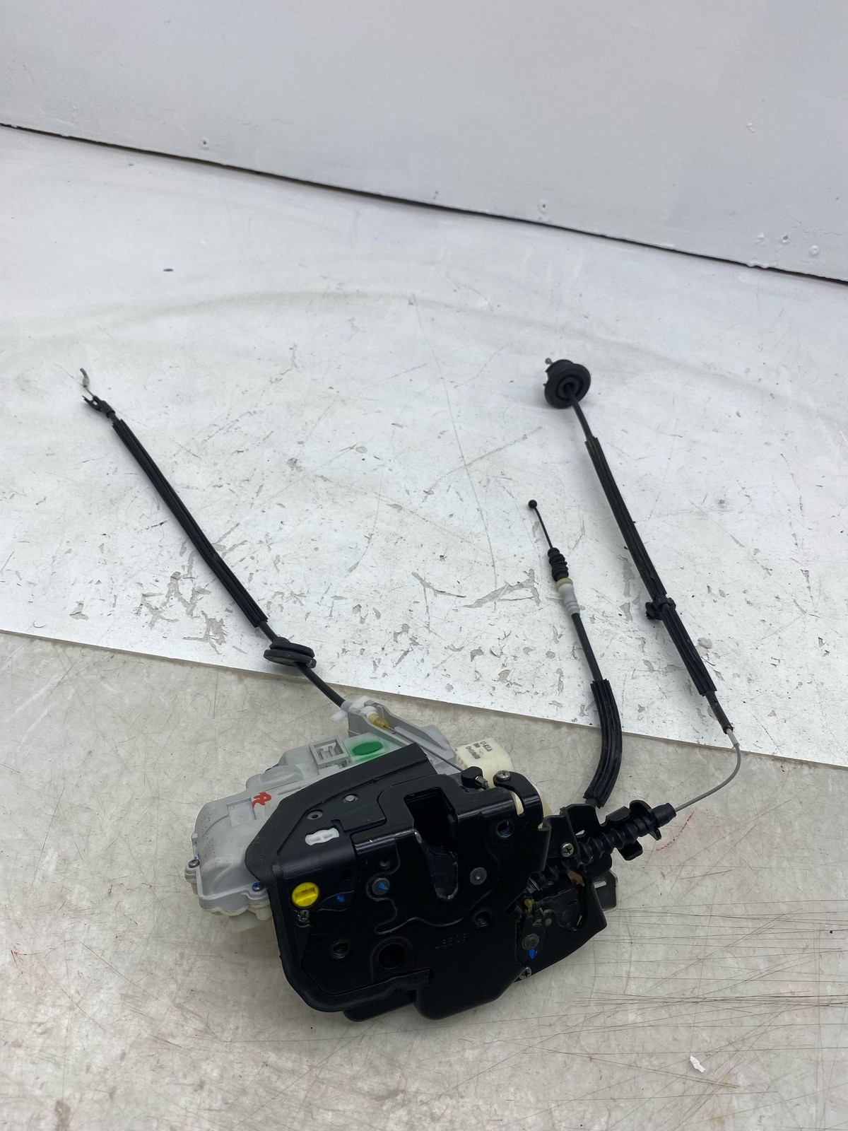 2010-2020 BENTLEY MULSANNE REAR LEFT DRIVER DOOR LATCH LOCK ACTUATOR 3Y0839013
