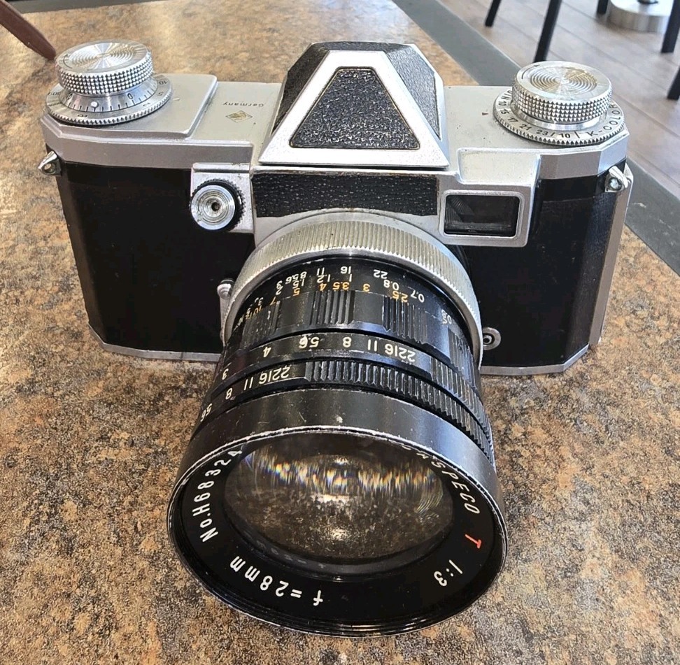 East German Zeiss Ikon Pentagon 1952-1957 Camera with Caspeco