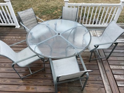 Brown Jordan Round Glass Patio Table 60 Inch, with 5 Chairs (green) Aegean