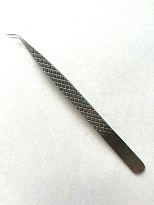 DIAMOND GRIP VOLUME LASH TWEEZERS