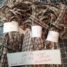Wool strips 8 4 approx. Houndstooth. Firm