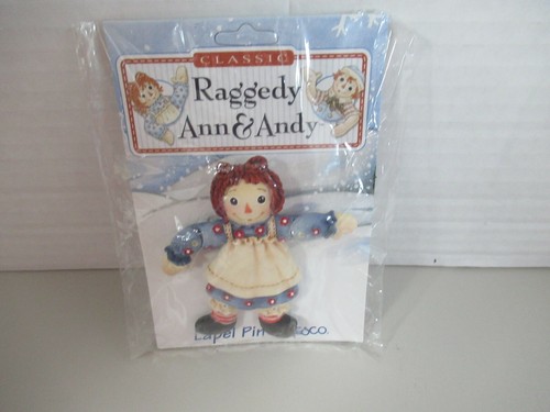 Vintage Enesco Classic Raggedy Ann & Andy Raggedy Ann Jointed Lapel Pin NIP - 第 2/7 張圖片