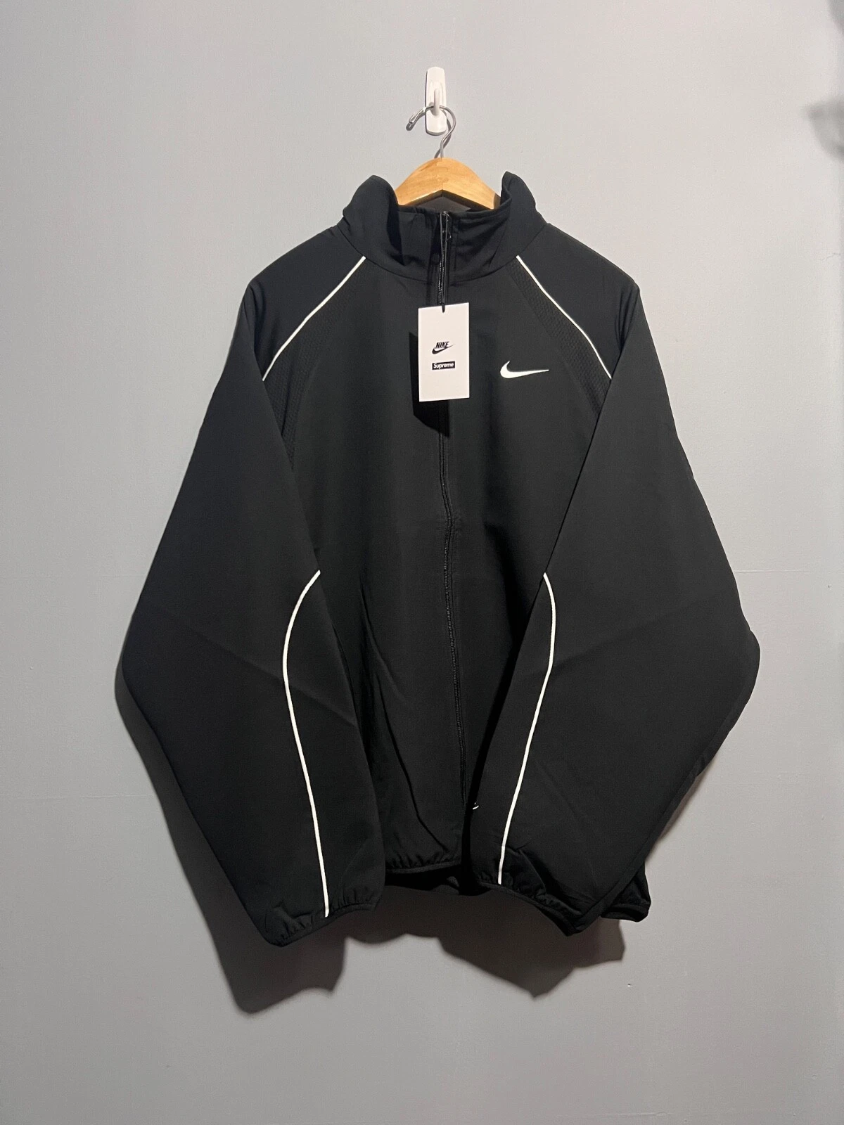 Veste de survêtement Supreme Nike