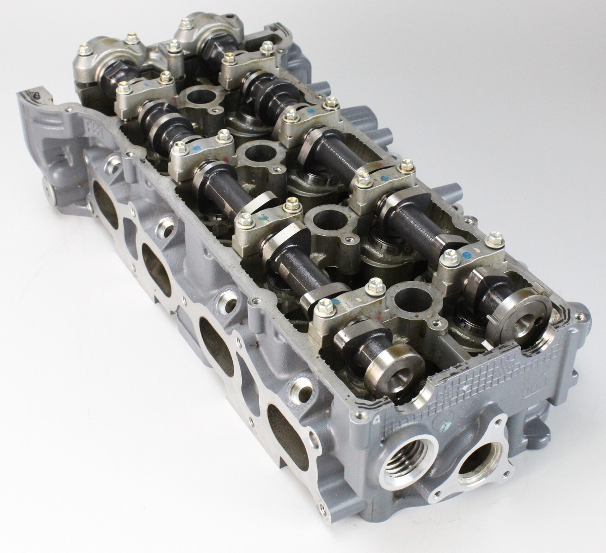 テェン Suzuki DF140 cylinder head SUZUKI 140HP outboard complete