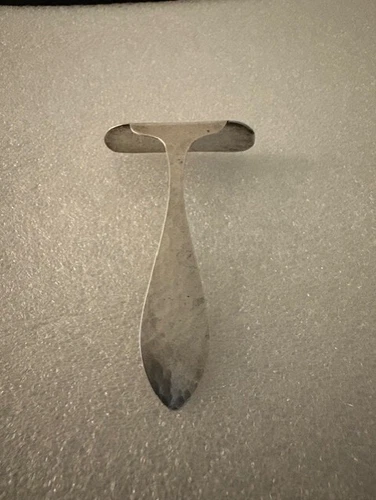 Vintage Unique 10g Sterling Silver Hammered Baby Food Pusher Lunt Silversmiths