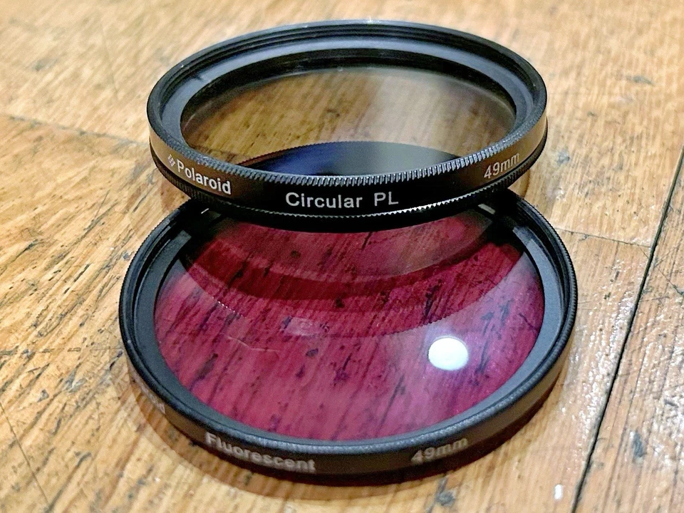 Polaroid Filters Circular PL & Fluorescent 49mm Good Condition + Fabric Case - Image 4 of 4