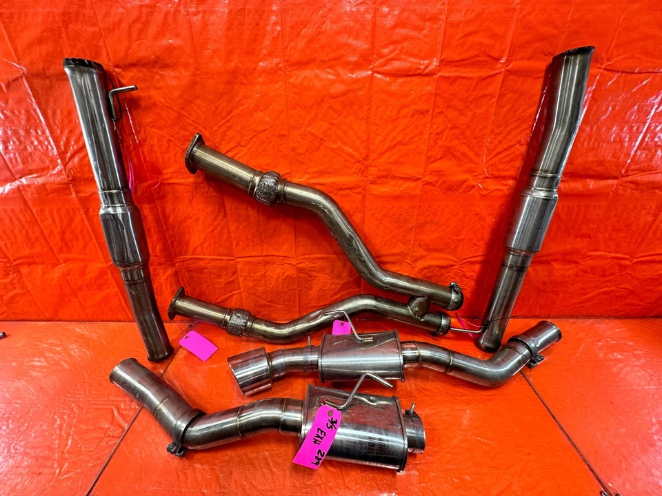 17-20 INFINITI Q60 - SILENCIADORES TUBOS DE ESCAPE TUBOS MEDIOS - FALTA 1 PUNTA Foto 2 de 4