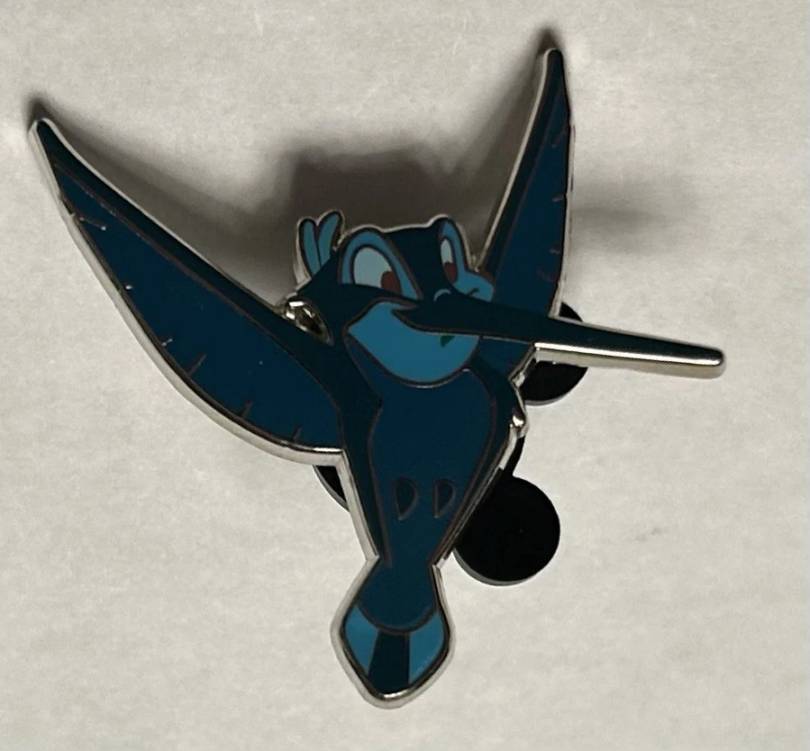 Disney Store - Pocahontas Wisdom Pin - Flit Bird Flying