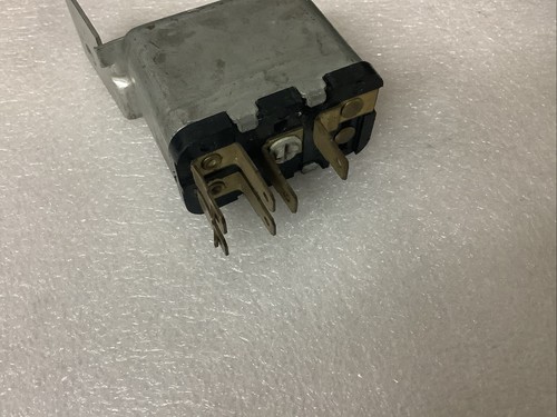 Relé Ajustador de Asiento Eléctrico GM Genuino Nuevo de Lote Antiguo (1960) (SIN Caja) - Imagen 6 de 7