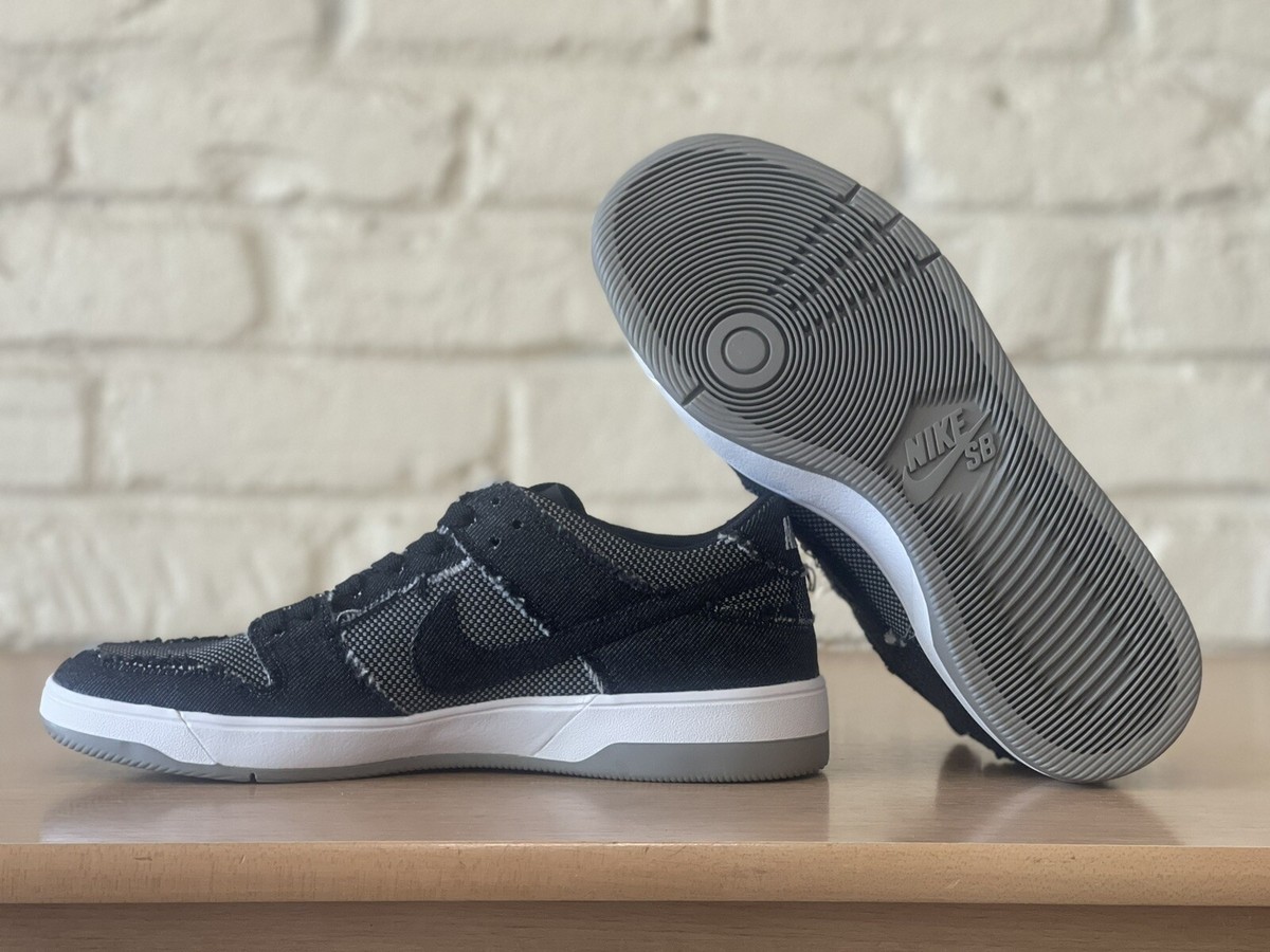 Nike SB Medicom x Zoom Dunk Low Elite QS Be@rbrick 877063-002 Men