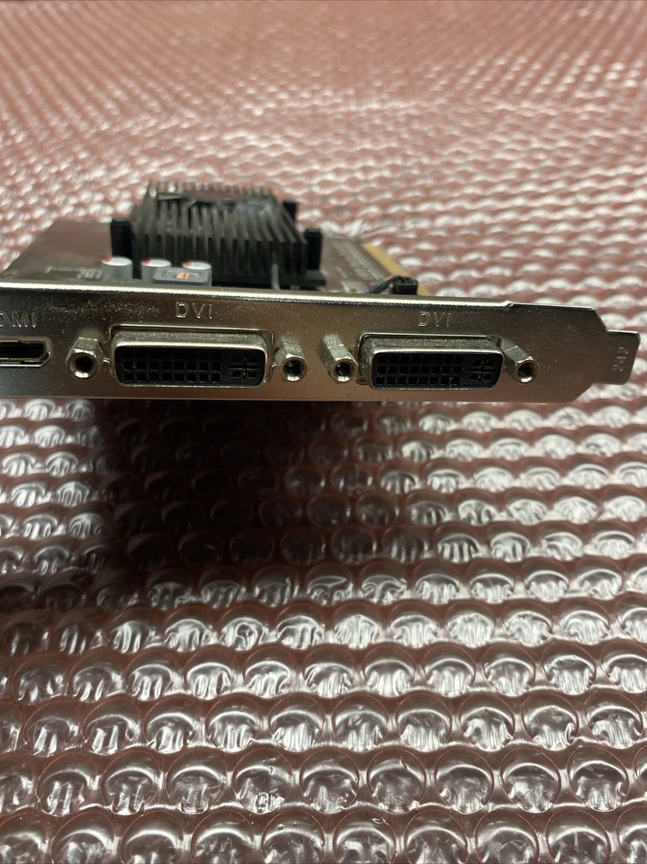 Used NVidia GeForce GT 520 1GB DDR3 PCI Express 01G-P3-1526-KR - Image 3 of 4