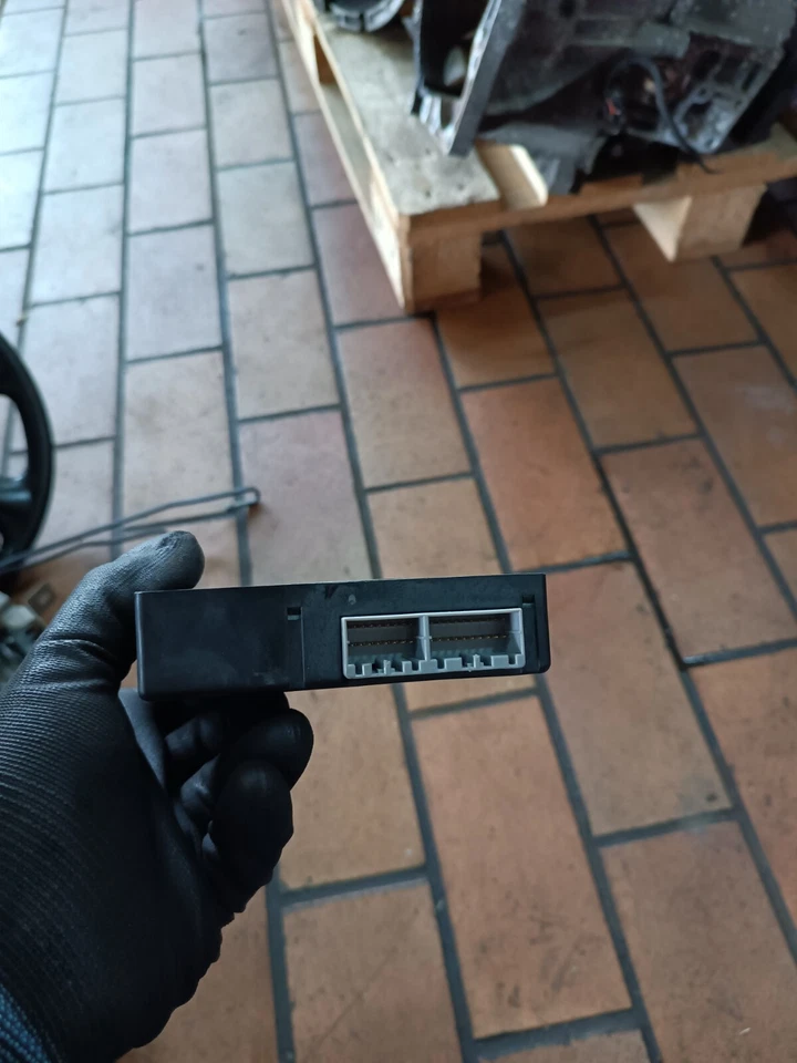 Original Nissan Primera P12 Karosseriesteuergerät Calsonic Kansei ED20234710 - Bild 2 von 4