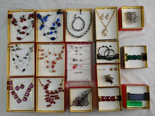 New Lot Pack of 16 Big Box Store Jewelry earring Necklace Bracelet Brooch 501 - Picture 12 of 12
