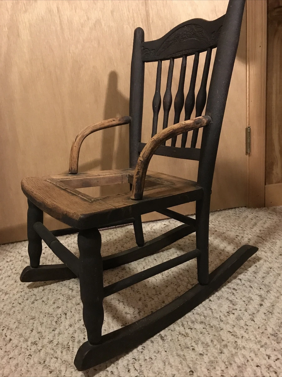 ANTIQUE CHILD s WOODEN ROCKING CHAIR Vintage furniiture estate curved Wood