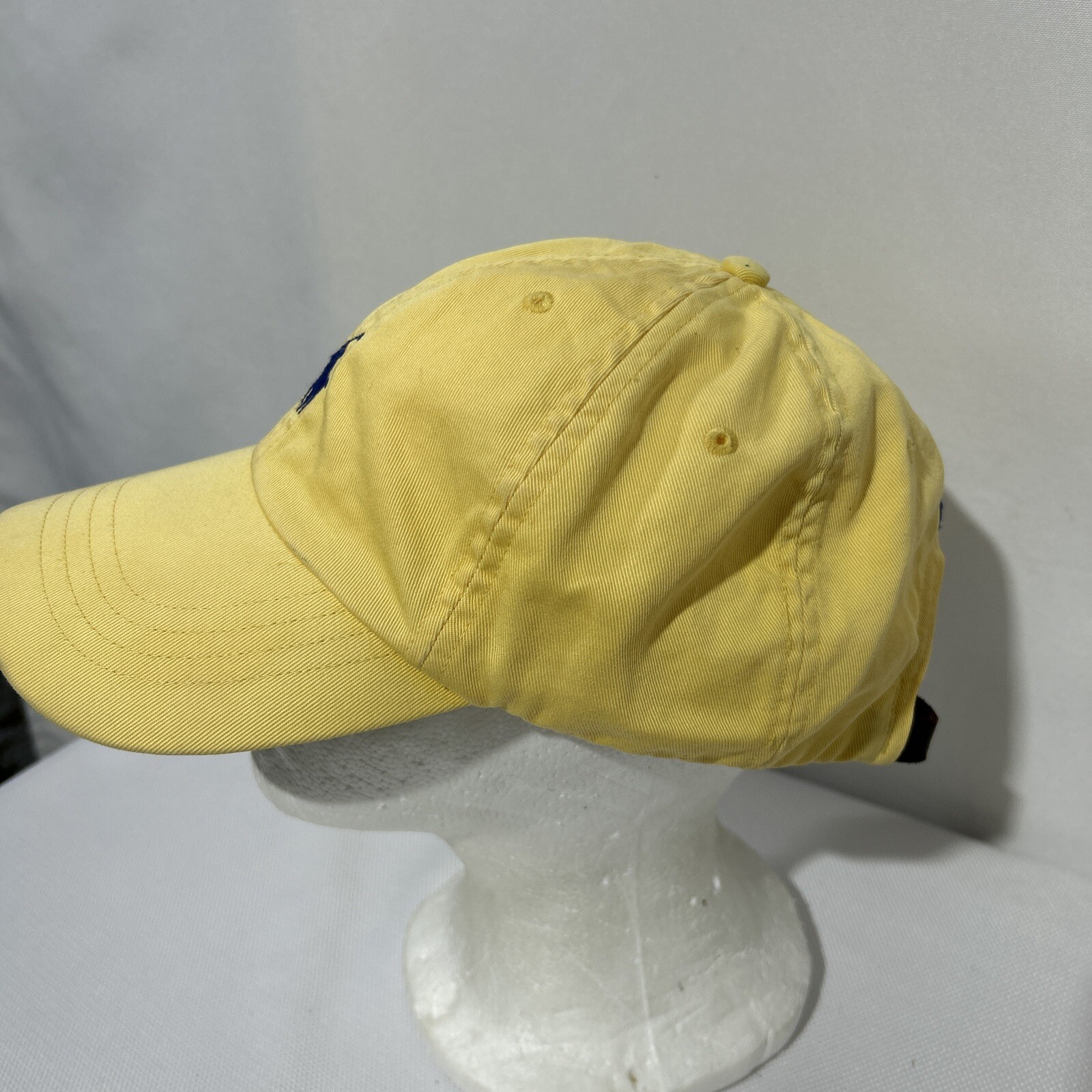 Cappello Polo Ralph Lauren in pelle con cinturino giallo taglia unica berretto pony