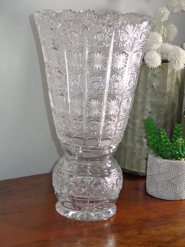 Gorgeous Bohemian Czech Cut Glass Lead Crystal 12" Vase in QUEENS LACE - Picture 5 of 7