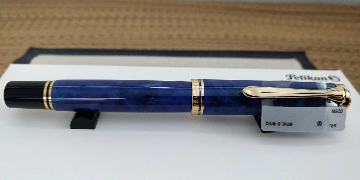 Pelikan M800 Blue o’ Blue Fountain Pen 18K Gold B nib (Special Edition)