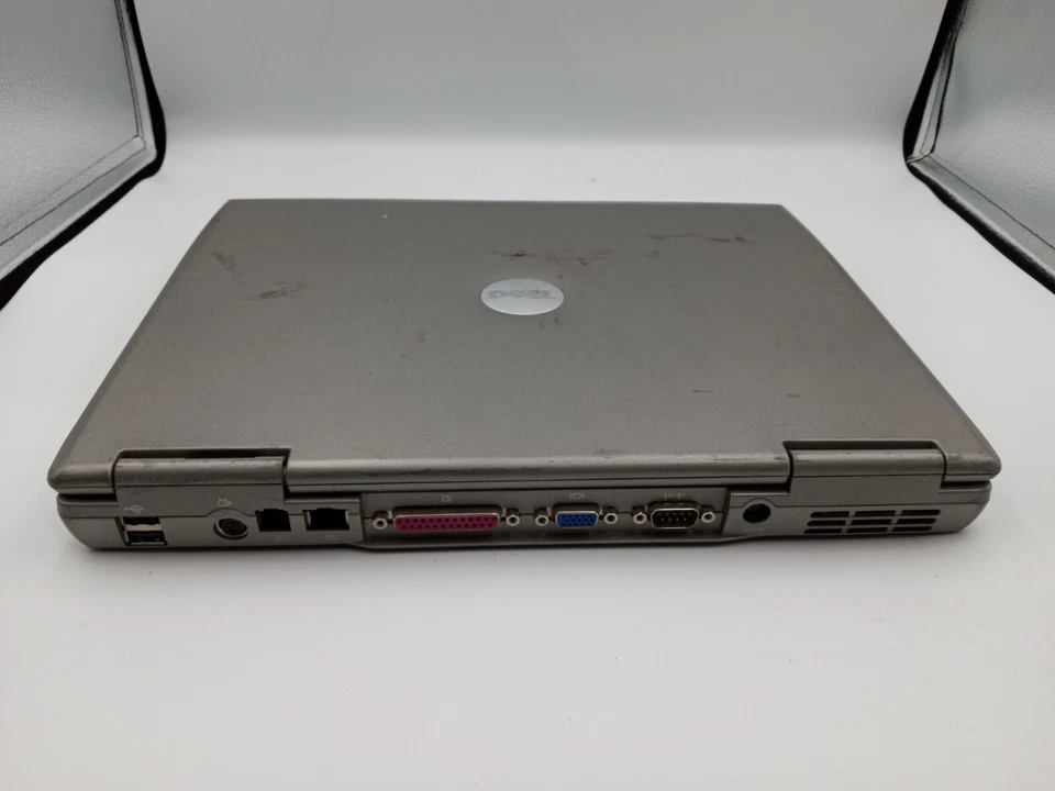 Dell Latitude D505 15" Laptop Intel Pentium 1.5GHz 1GB RAM - BOOTS - READ -RR - Image 4 of 4