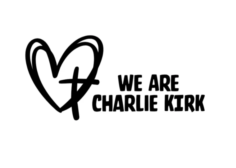 Calcomanía de vinilo We are Charlie Kirk Cross Heart Love America MAGA Foto 2 de 4