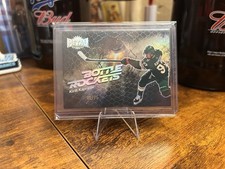 2022-23 Metal Universe Bottle Rockets Gold Kirill Kaprizov /35 Minnesota Wild