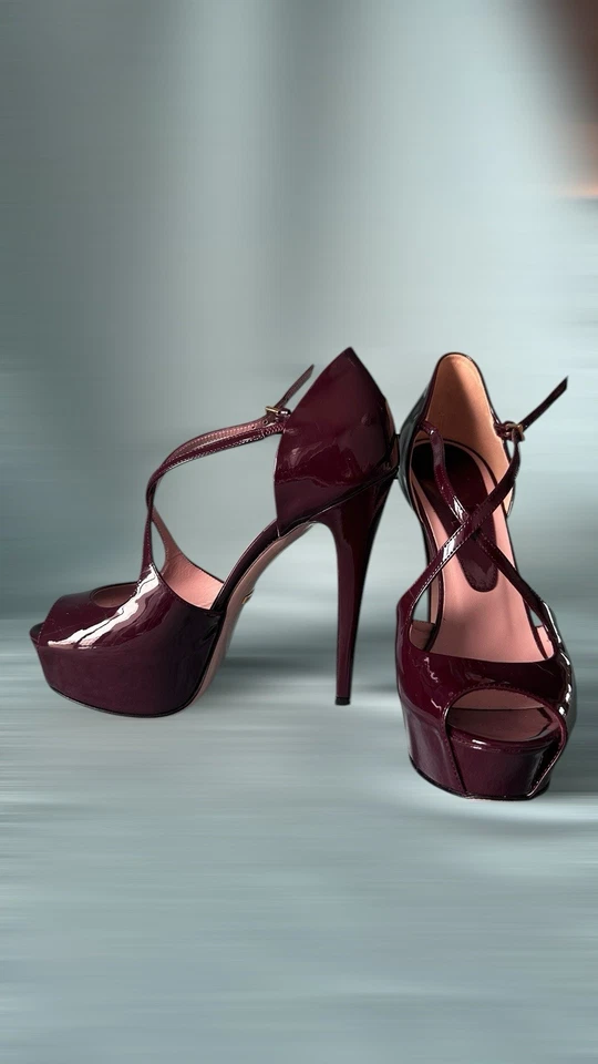 Gucci Auténticos 6,5 EE. UU. 36 Borgoña Charol Lili Puntera Abierta Zapatos de Tacón Foto 3 de 4