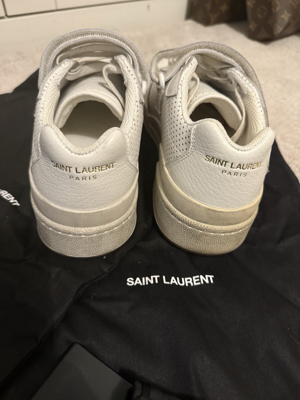 Scarpe da ginnastica basse Saint Laurent SL24 vintage bianche prezzo consigliato £ 650 EU38