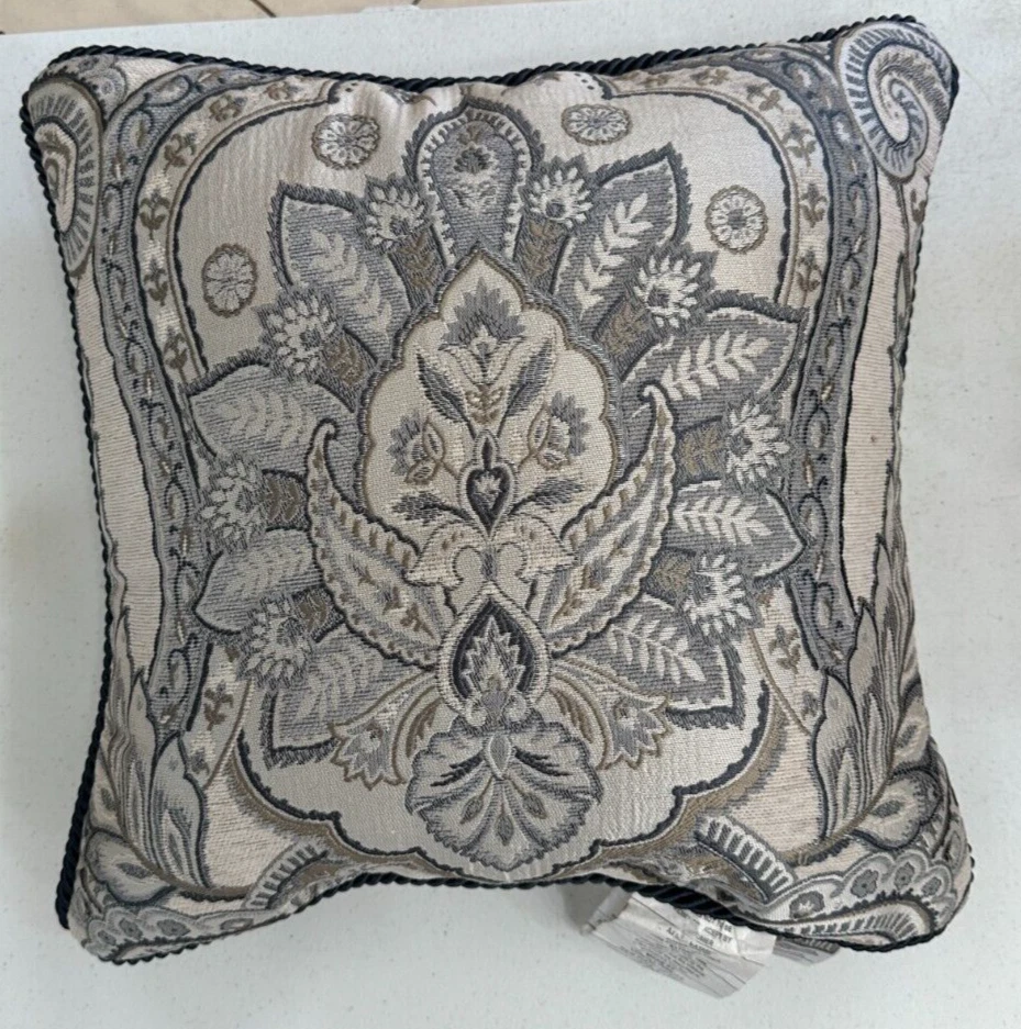 Croscill Seren Chenille Damask Jacquard 18