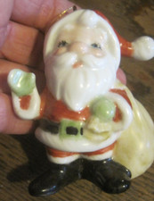 1980S SANTA W/BAG FIGURINE CERAMIC 3" HIGH CHRISTMAS ORNAMENT