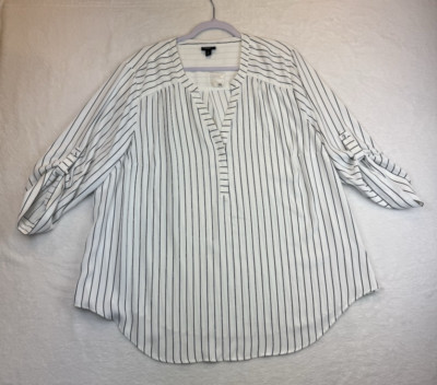 Torrid Blouse Size 3 NEW Plus 3/4 sleeves Black/White Striped Tab Sleeve Harper