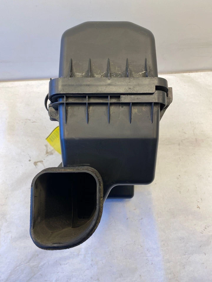 2006 - 2014 起亚 SEDONA Van 3.8L 升 空气净化器 空气过滤器和外壳组件 — 第 2/4 张图片