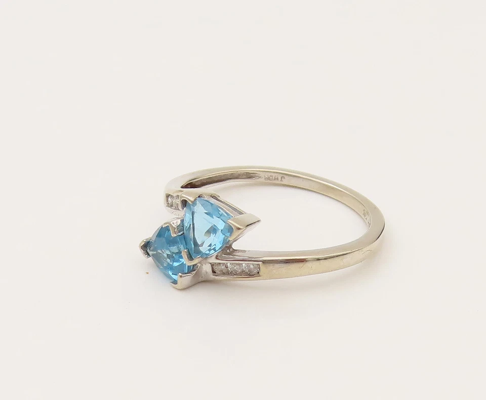 10K GOLD  Vintage Trinagular Blue Topaz & Diamonds White Gold Ring Sz 7  GR648 Foto 4 de 4