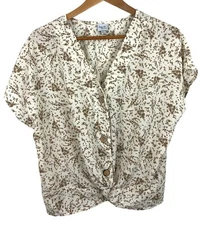 Cozy Co Women's Size Medium Tan & White Floral Short Sleeve Button Up Shirt