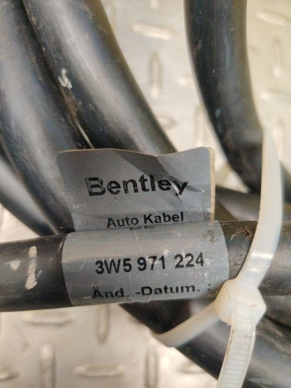 05 06 07 08 Bentley Flying Spur Battery and Alternator Cable OEM