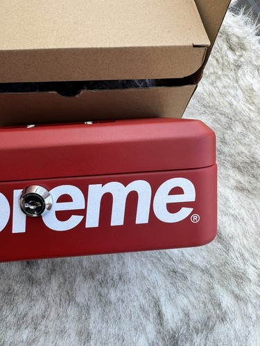 Supreme Lock Box Keys | Red | 2017 | 100% Authentic RARE FW17 Storage Metal - Picture 3 of 12