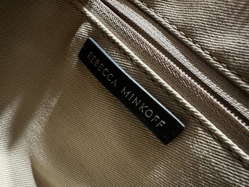 Rebecca Minkoff M.A.B. Borsa a tracolla borchie pelle scamosciata marrone chiaro pelle scamosciata con cerniera - Foto 4 di 7