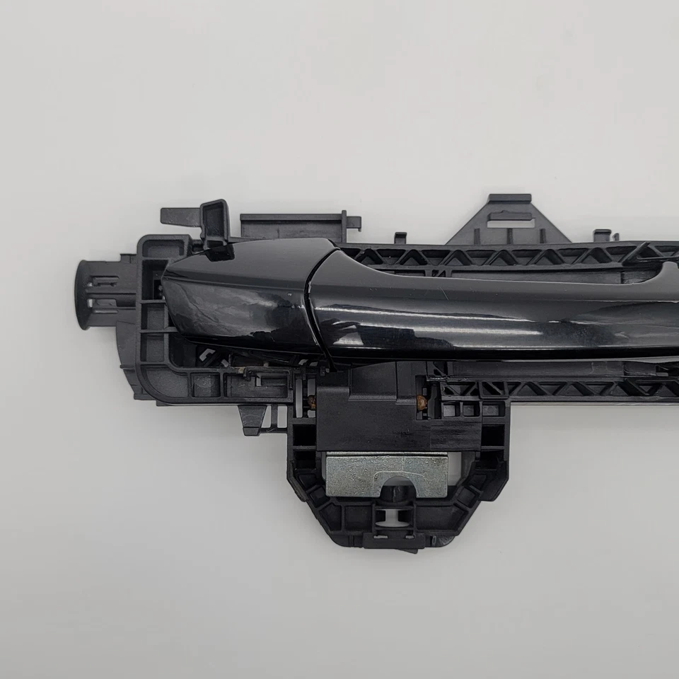 Manija de puerta exterior delantera derecha gris fabricante de equipos originales Mercedes C250 GLK350 2008-2015 Foto 4 de 4