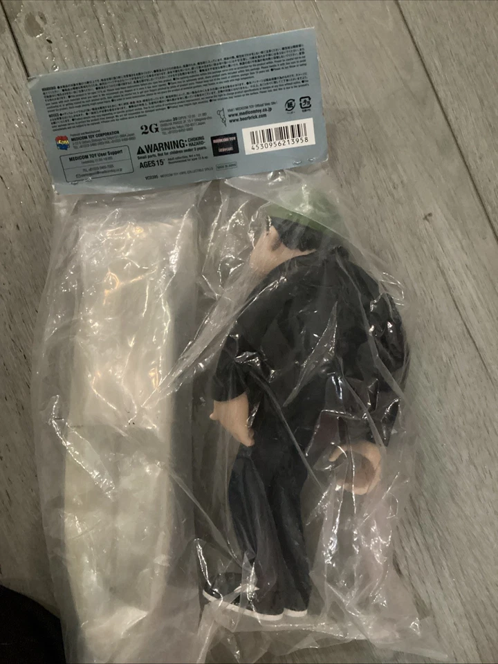 Juguete Medicom Hanai Yusuke VCD Mr. STOOP SURF Ver. Figura Vinilo Foto 2 de 2