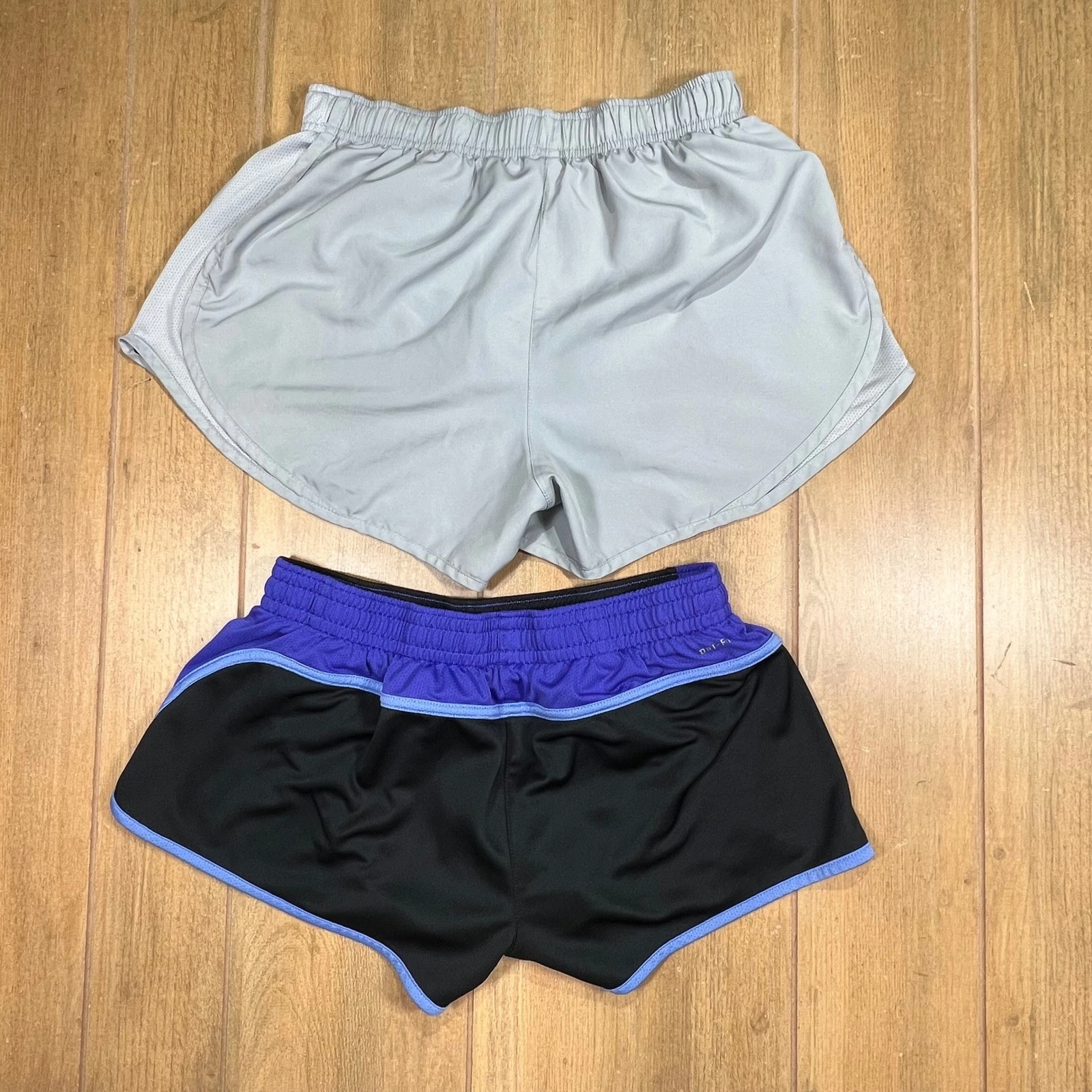 Nike Dri-FIT Running Shorts Bundle Sz med Womens Grey Black Purple Lot 2 Pair
Opens in a new window 