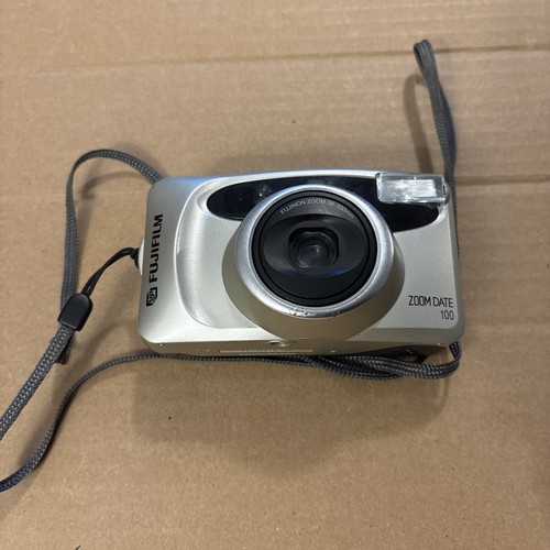 PENTAX PC-700 AF WR POINT & SHOOT FILM CAMERA 35mm TESTED WORKING CASE EUR 33,86 - FR