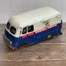 1950's SSS TINY GIANT POSTAL TRUCK TIN LITHO FRICTION CAR JAPAN Missing Tire