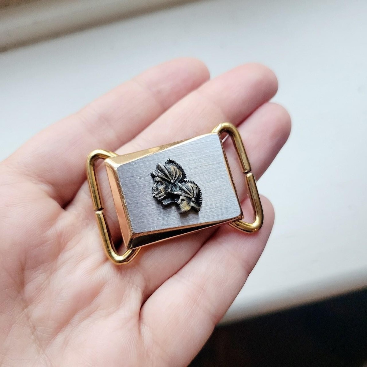 Vintage Unisex Silver & Gold Soldier Belt Buckle | eBay display picture 3