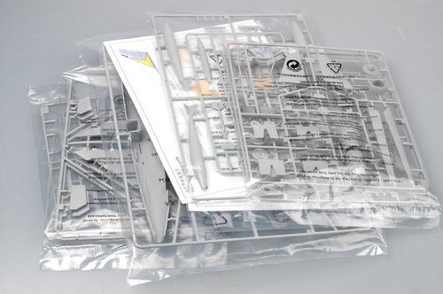 F-100C SUPER SABRE 1/48 avión trompetista modelo avión kit 02838 - Imagen 7 de 11