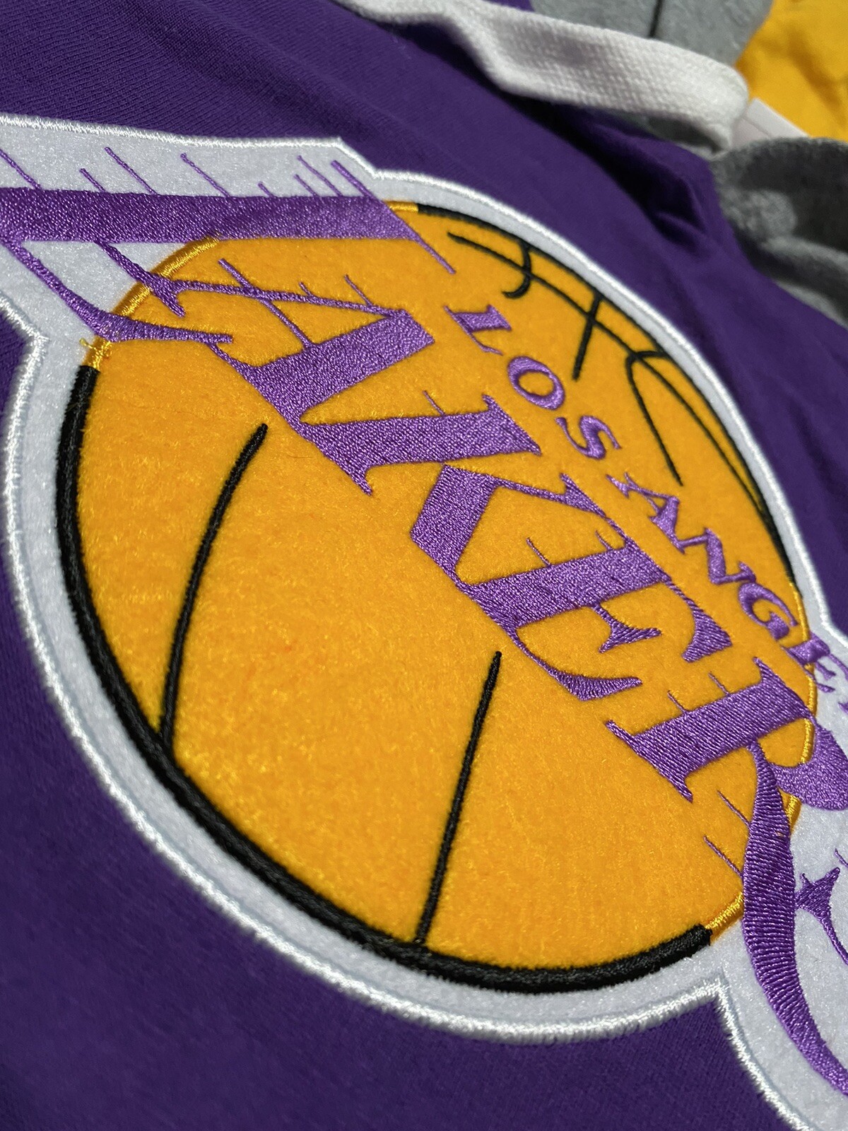 Mitchell & Ness NBA Los Angeles Lakers Hoodie  Sh… - image 4