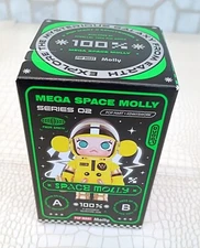 Rare New Factroy Sealed POP MART 100% Mega Space Molly Series 2 Figure Toy Doll