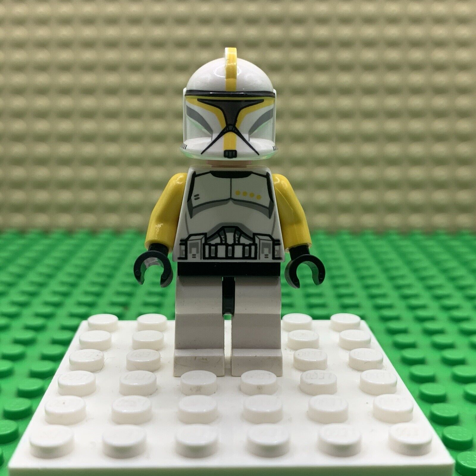 LEGO Star Wars Clone Trooper Commander Minifigure sw0481 2013 75019