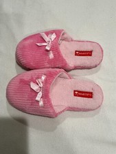 WomenComfy Slippers, Pink, size 5-6, used only a few times