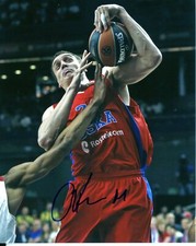 Sasha Kaun Autographed 8x10 Cleveland Cavaliers CSKA  Free Shipping #2426