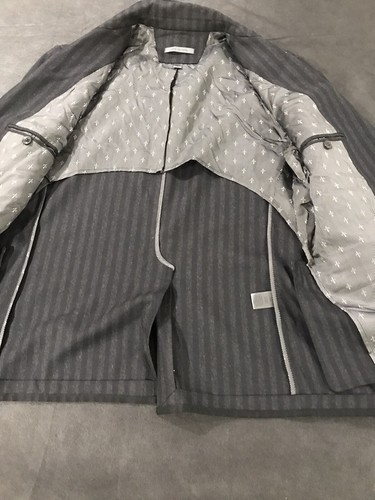 Chaqueta a rayas de John Varvatos. 54, EE. UU. 44. $1498 - Imagen 2 de 8